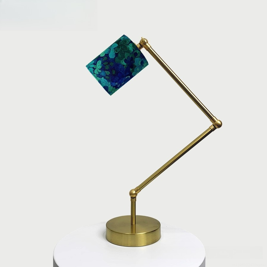 Century Textile & Sewing Supply Online Shopping - Verstelbare leeslamp: metalen voet met Liberty