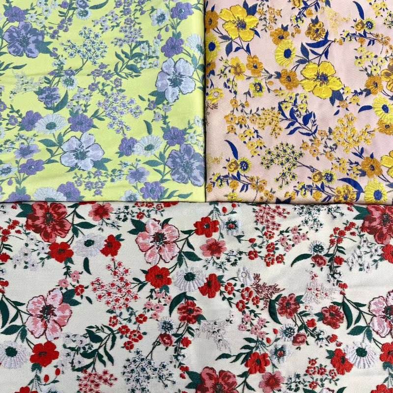 Is Sewing A Textile Craft - Rode kleine bloemenjacquardstof Vintage Chinese stijl